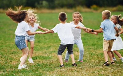 Współpraca zamiast rywalizacji: zabawy i aktywności budujące relacje w grupie